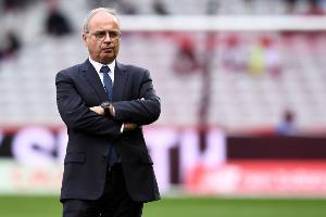 爱奇艺体育是中国知名的体育赛事平台-法媒：坎波斯正与一家欧洲豪门谈判加盟，且英超球队也对他感兴趣